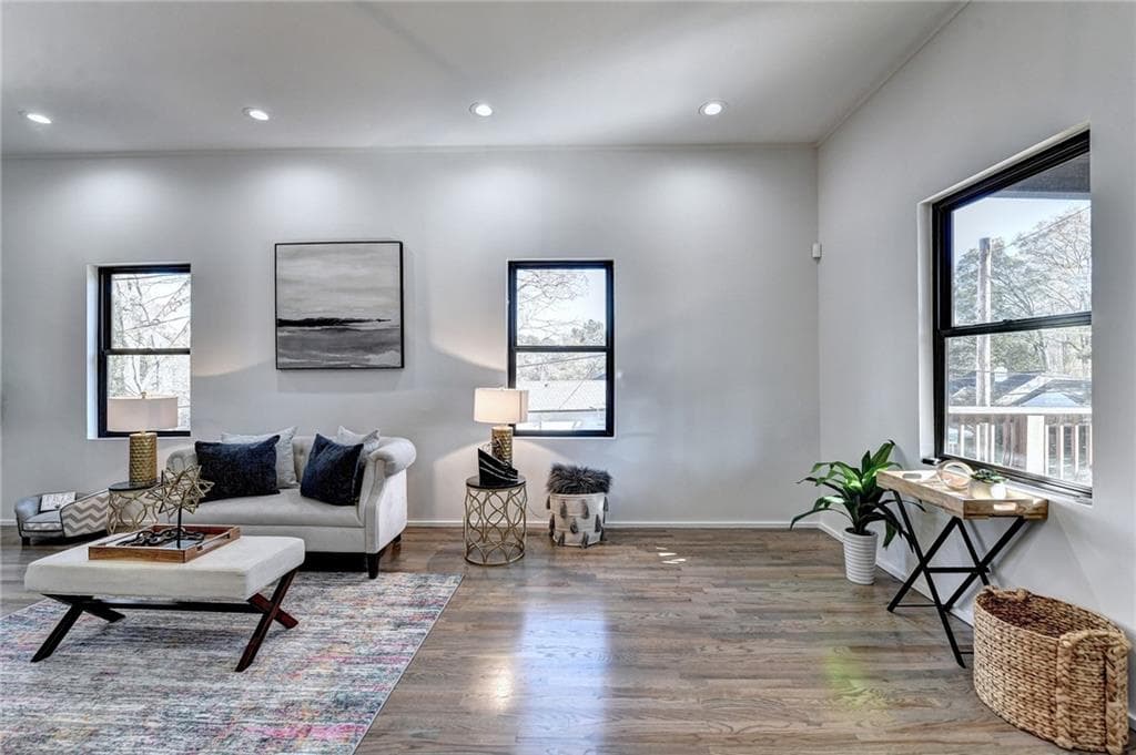4 bedroom, 3 bathroom, 3,200 sq ft single family residence for sale at 278 Lindbergh Drive, Atlanta, GA 30305 — photo 5