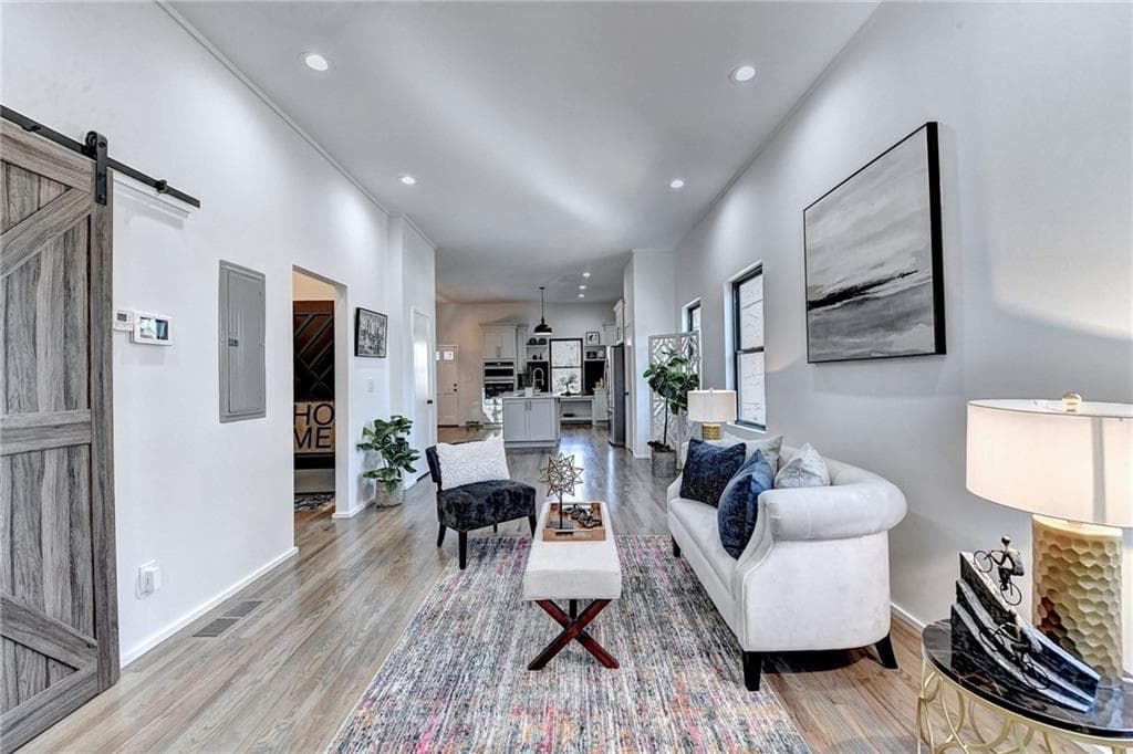 4 bedroom, 3 bathroom, 3,200 sq ft single family residence for sale at 278 Lindbergh Drive, Atlanta, GA 30305 — photo 7