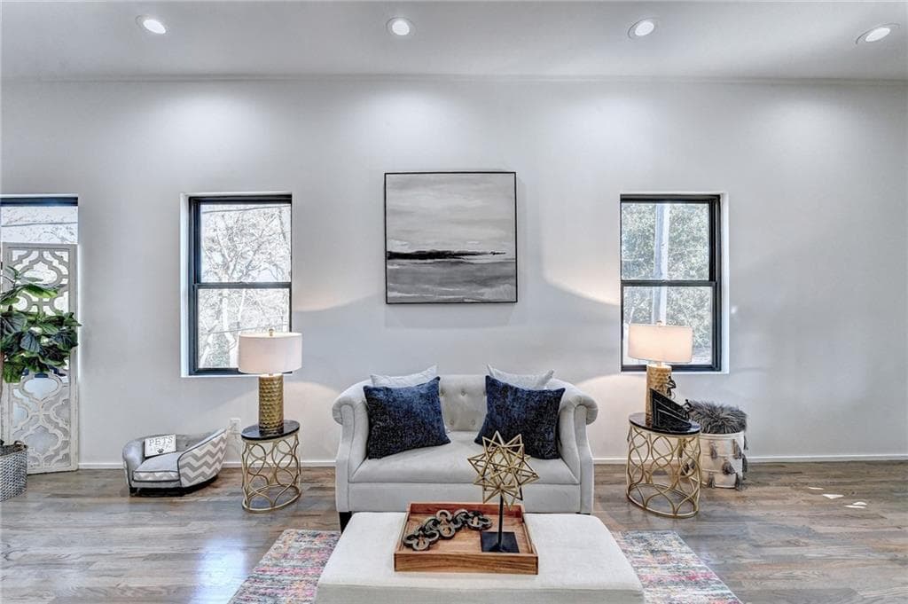 4 bedroom, 3 bathroom, 3,200 sq ft single family residence for sale at 278 Lindbergh Drive, Atlanta, GA 30305 — photo 8