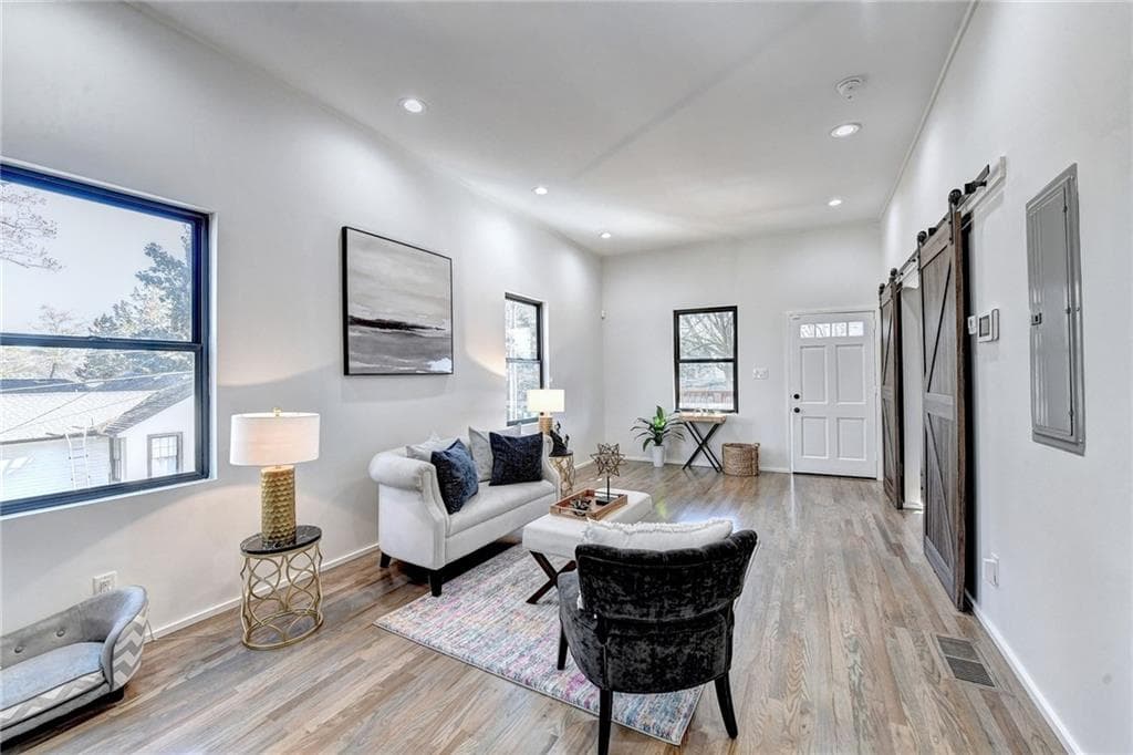 4 bedroom, 3 bathroom, 3,200 sq ft single family residence for sale at 278 Lindbergh Drive, Atlanta, GA 30305 — photo 9