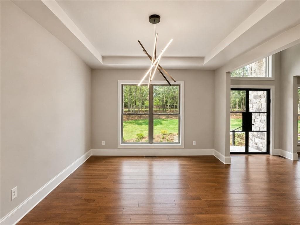 5 bedroom, 4 bathroom single family residence under contract at 1306 New Hope Church Road, Loganville, GA 30052 — photo 6
