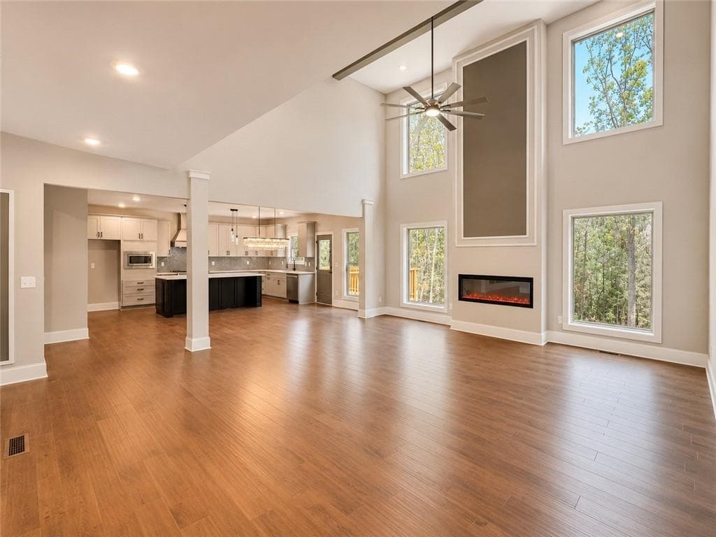 5 bedroom, 4 bathroom single family residence under contract at 1306 New Hope Church Road, Loganville, GA 30052 — photo 9
