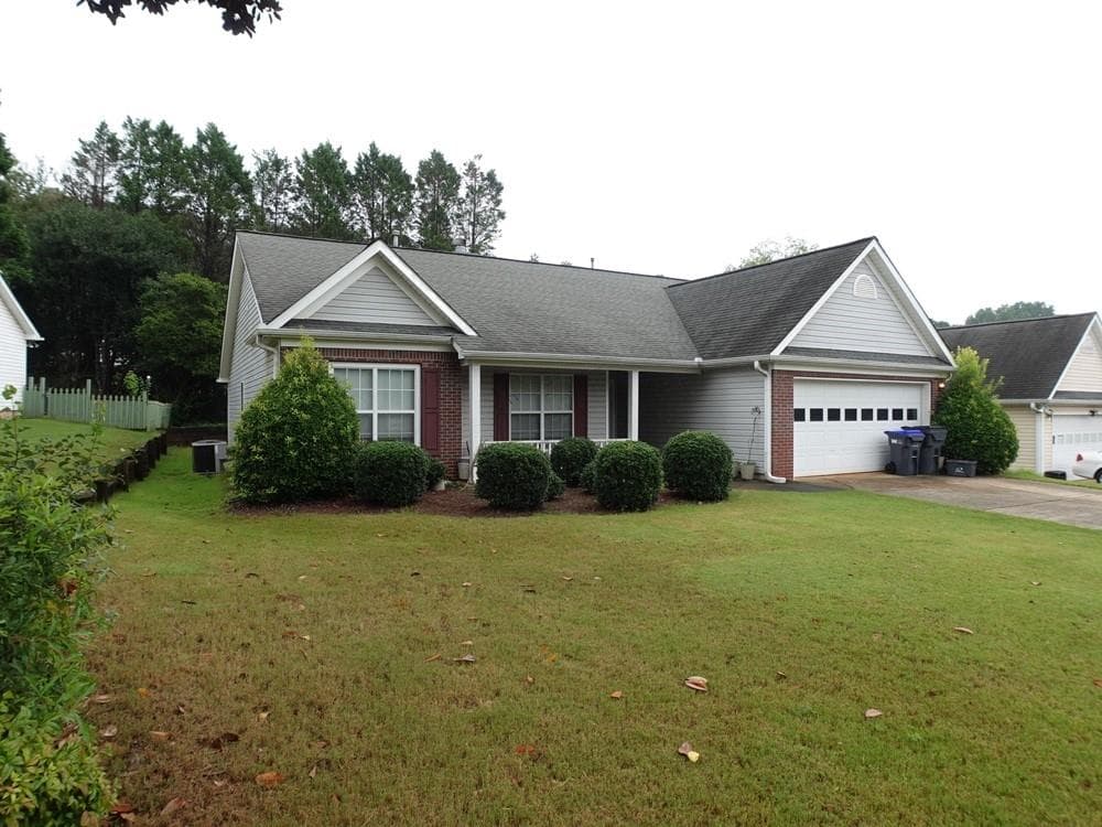 3 bedroom, 2 bathroom, 1,758 sq ft single family residence under contract at 645 Burnham Ridge, Lawrenceville, GA 30046 — photo 4