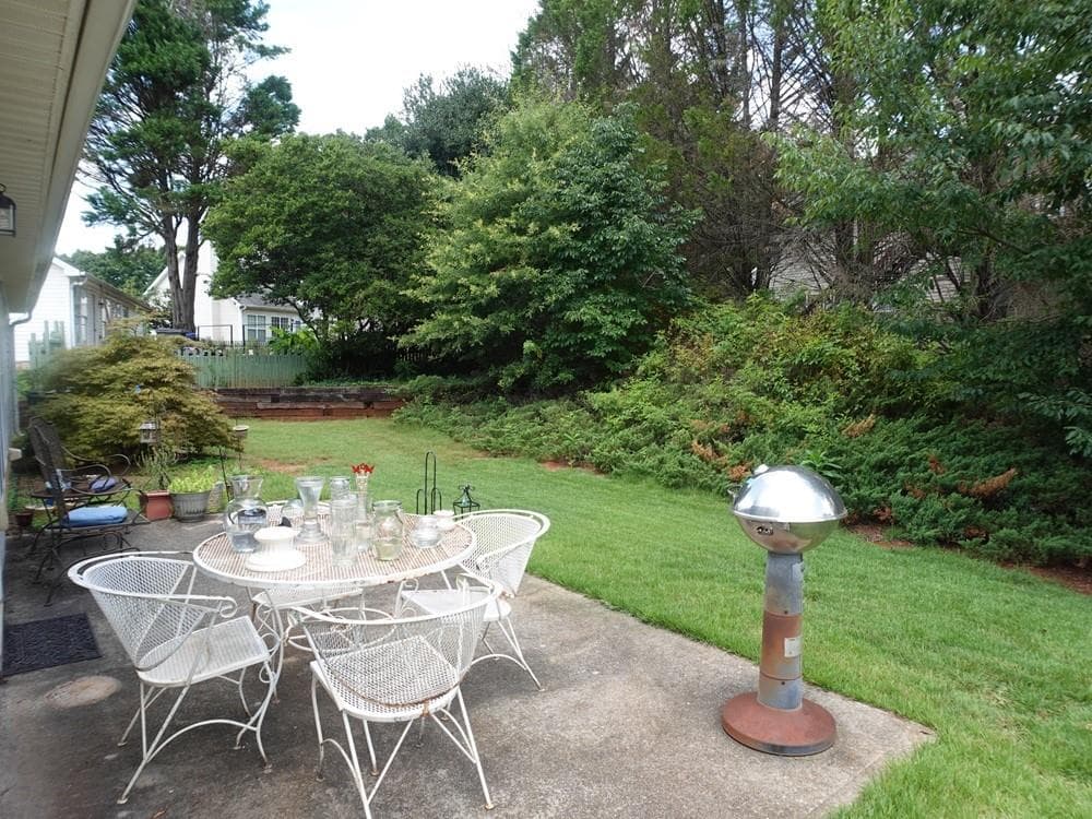 3 bedroom, 2 bathroom, 1,758 sq ft single family residence under contract at 645 Burnham Ridge, Lawrenceville, GA 30046 — photo 7