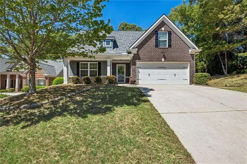 4 bedroom, 3 bathroom, 3,022 sq ft single family residence for sale at 164 Bakers Farm Circle, Braselton, GA 30517