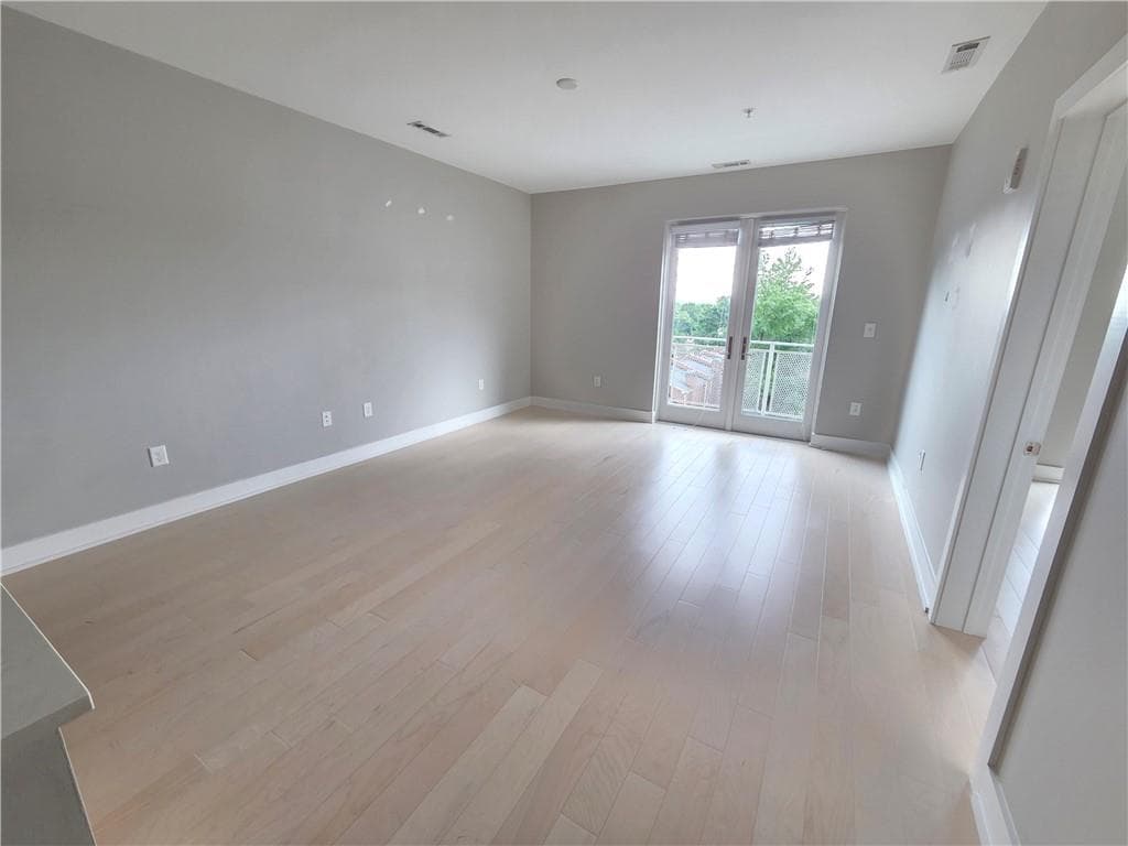 1 bedroom, 1 bathroom, 834 sq ft condominium for rent at 775 Juniper Street 608, Atlanta, GA 30308 for $2,295 a month — photo 2