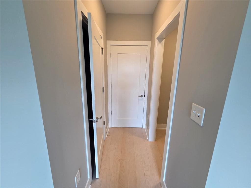 1 bedroom, 1 bathroom, 834 sq ft condominium for rent at 775 Juniper Street 608, Atlanta, GA 30308 for $2,295 a month — photo 7