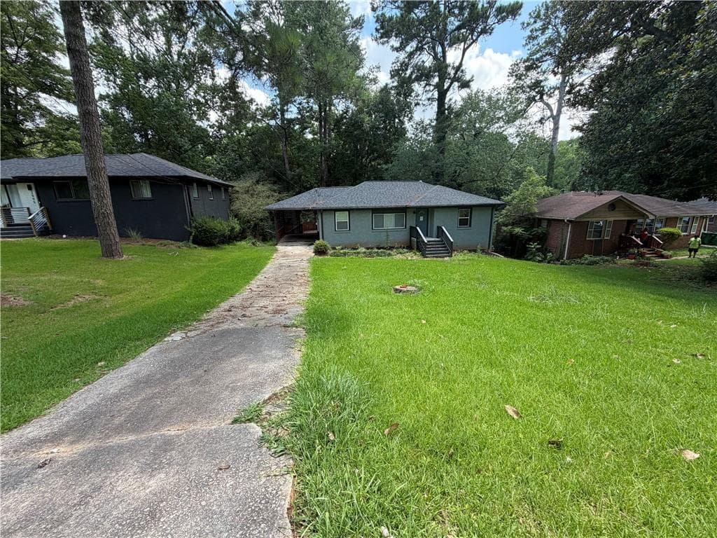 5 bedroom, 3 bathroom, 1,730 sq ft single family residence for sale at 2989 Pasadena Drive, Decatur, GA 30032