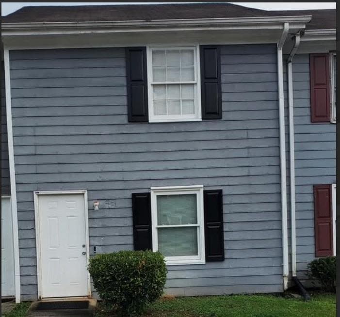 2 bedroom, 2 bathroom, 1,024 sq ft townhouse under contract at 2671 Evans Mill Drive, Lithonia, GA 30058