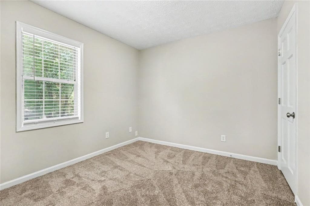 3 bedroom, 3 bathroom, 1,872 sq ft single family residence for sale at 1061 Gunners Walk, Tucker, GA 30084 — photo 10