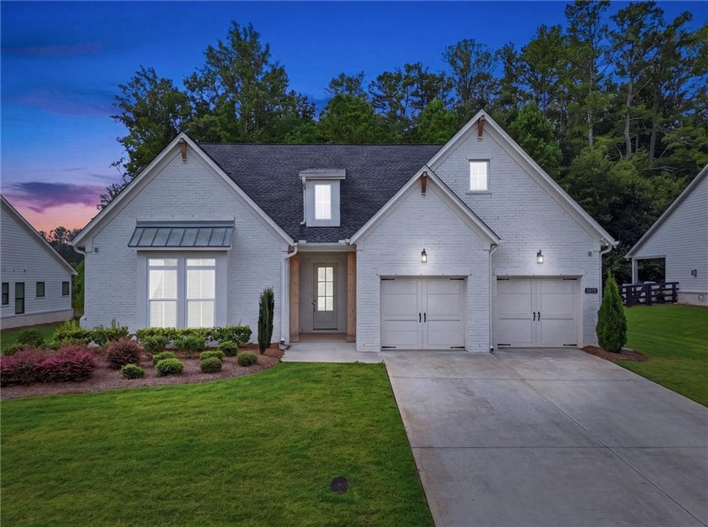 4 bedroom, 4 bathroom, 2,898 sq ft single family residence for sale at 6525 Namon Valley Drive, Cumming, GA 30028 — photo 2