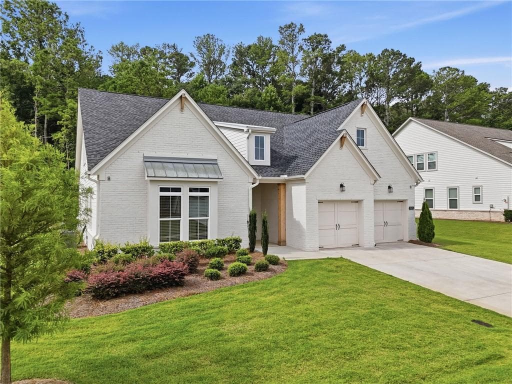 4 bedroom, 4 bathroom, 2,898 sq ft single family residence for sale at 6525 Namon Valley Drive, Cumming, GA 30028 — photo 3