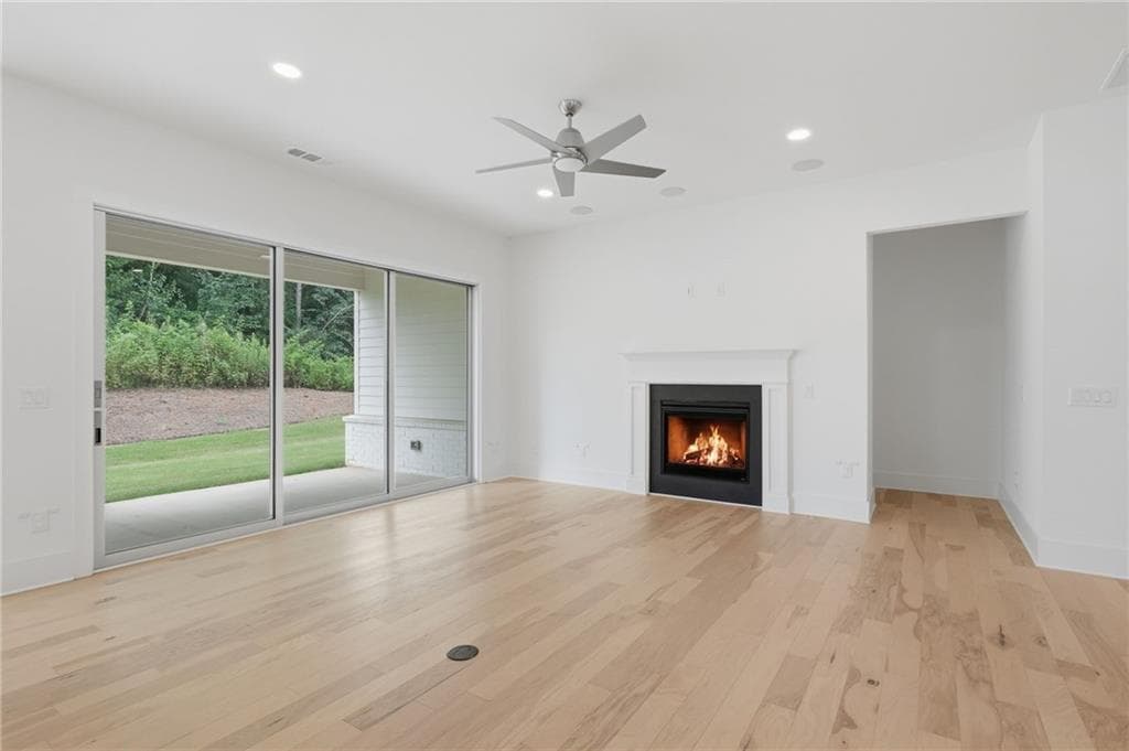 4 bedroom, 4 bathroom, 2,898 sq ft single family residence for sale at 6525 Namon Valley Drive, Cumming, GA 30028 — photo 9