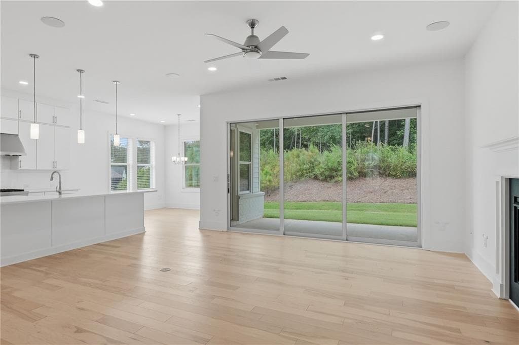4 bedroom, 4 bathroom, 2,898 sq ft single family residence for sale at 6525 Namon Valley Drive, Cumming, GA 30028 — photo 10