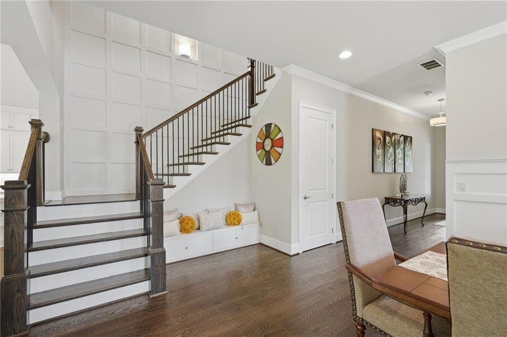 5 bedroom, 4 bathroom, 3,460 sq ft single family residence for sale at 3422 Bryerstone Circle, Smyrna, GA 30080 — photo 6