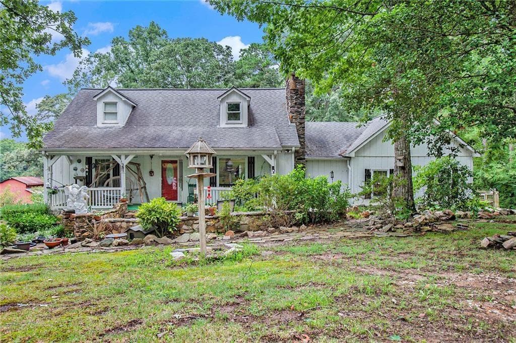 4 bedroom, 3 bathroom, 3,000 sq ft single family residence for sale at 2841 Upper Sweetwater Trail, White, GA 30184