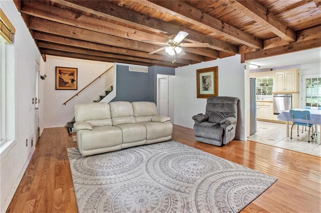 4 bedroom, 3 bathroom, 3,000 sq ft single family residence for sale at 2841 Upper Sweetwater Trail, White, GA 30184 — photo 8