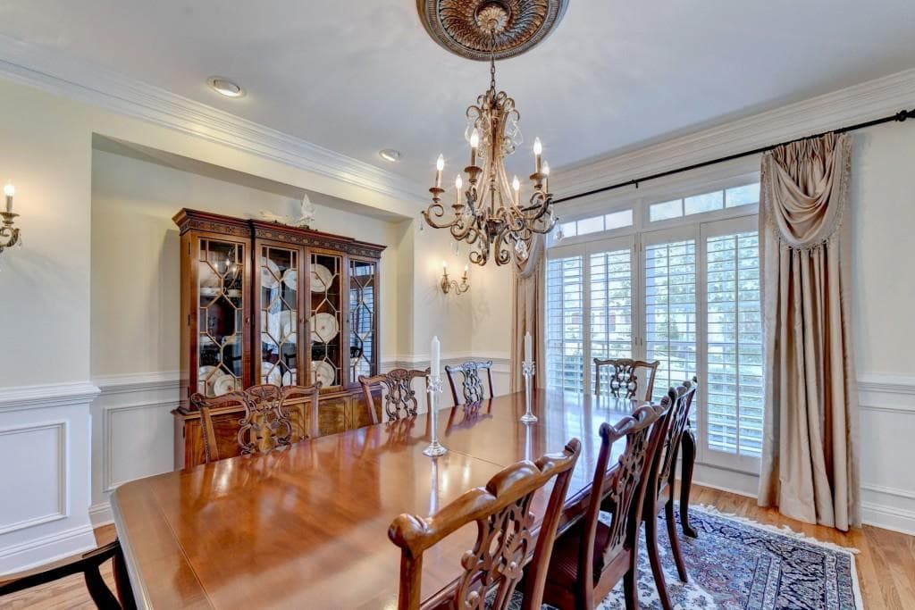 7 bedroom, 6 bathroom, 7,000 sq ft single family residence for sale at 115 Cedar Woods Trail, Canton, GA 30114 — photo 9