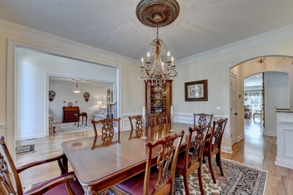 7 bedroom, 6 bathroom, 7,000 sq ft single family residence for sale at 115 Cedar Woods Trail, Canton, GA 30114 — photo 10