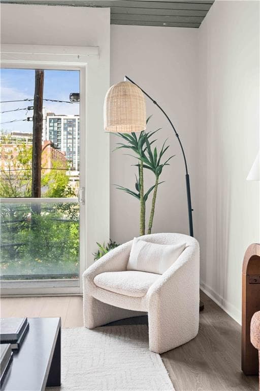 1 bedroom, 1 bathroom, 746 sq ft condominium for sale at 620 Glen Iris Drive 210, Atlanta, GA 30308 — photo 5