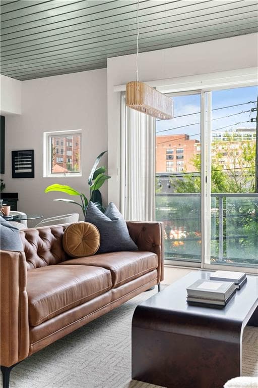 1 bedroom, 1 bathroom, 746 sq ft condominium for sale at 620 Glen Iris Drive 210, Atlanta, GA 30308 — photo 6