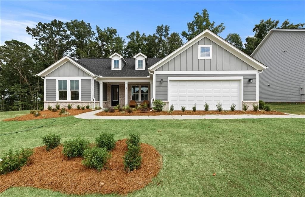 3 bedroom, 3 bathroom, 2,385 sq ft single family residence for sale at 319 Canoe Place, Villa Rica, GA 30180 — photo 2