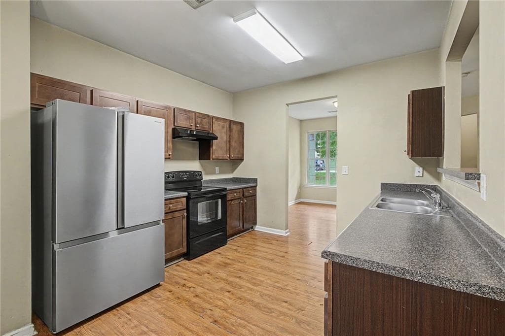 4 bedroom, 3 bathroom, 1,992 sq ft single family residence for sale at 1441 Arbor Place Drive, Morrow, GA 30260 — photo 6