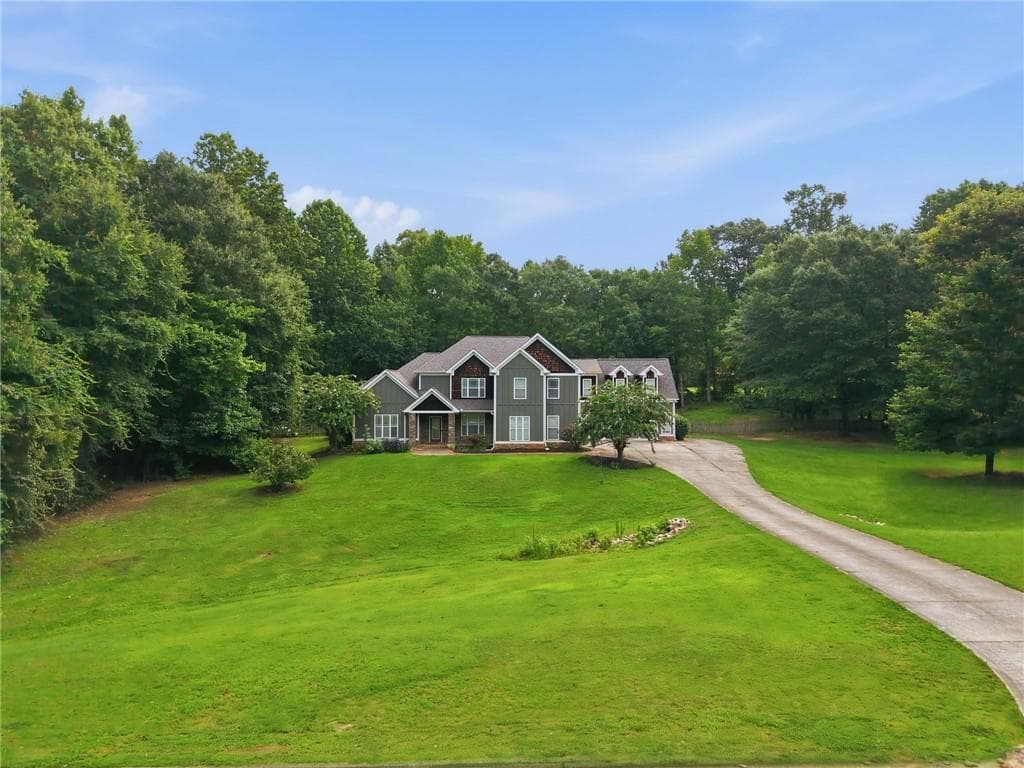 5 bedroom, 6 bathroom, 4,537 sq ft single family residence under contract at 20 Cohutta Drive, Covington, GA 30014 — photo 2