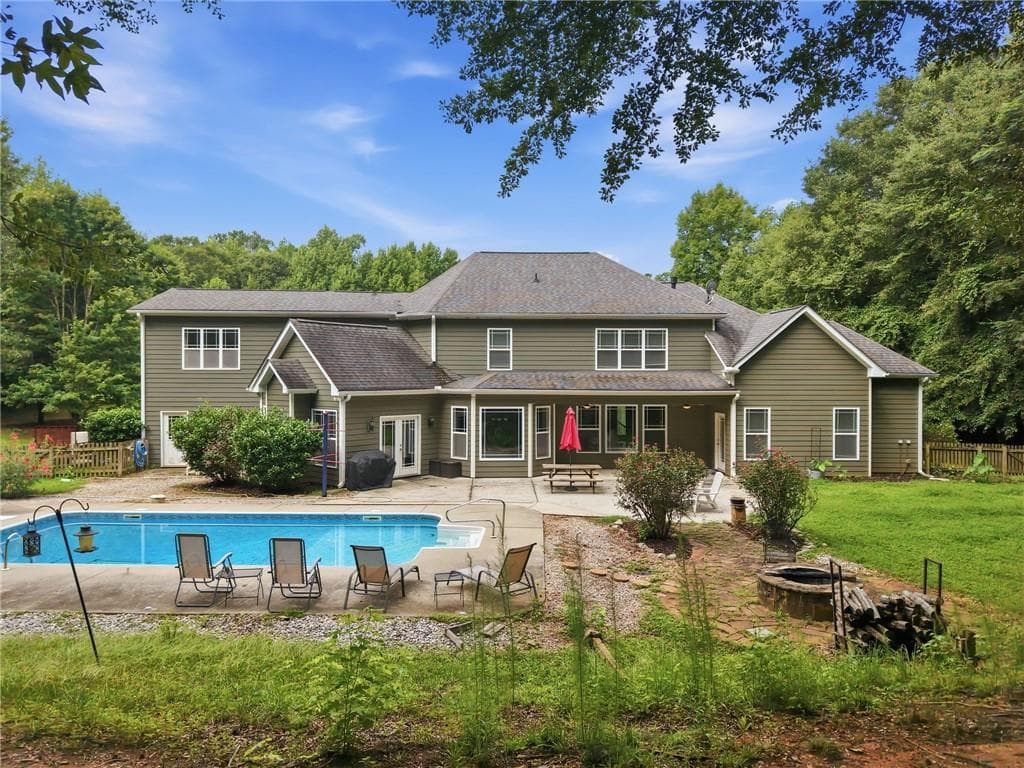 5 bedroom, 6 bathroom, 4,537 sq ft single family residence under contract at 20 Cohutta Drive, Covington, GA 30014 — photo 4