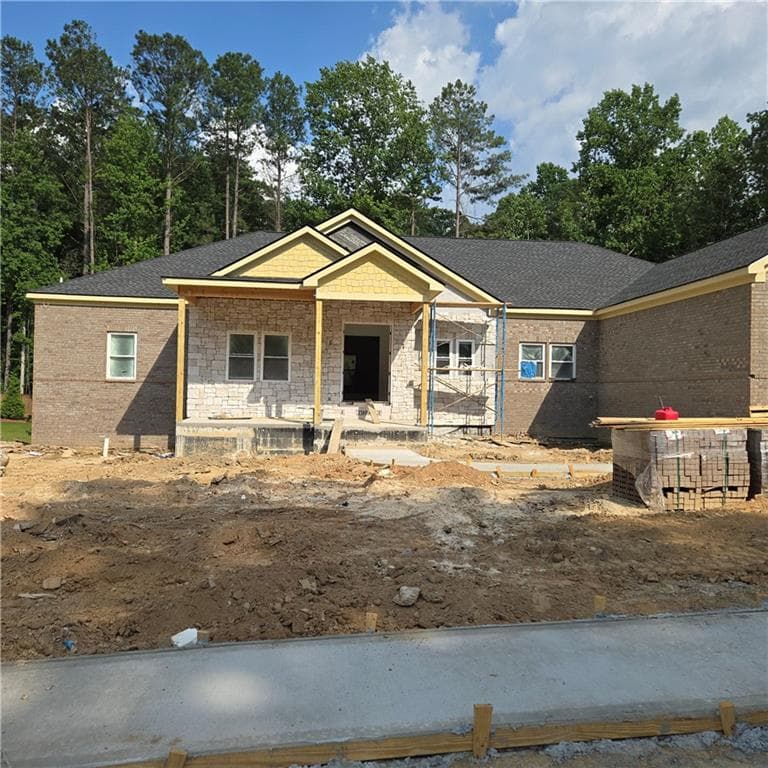 4 bedroom, 4 bathroom, 3,061 sq ft single family residence for sale at 5670 Eternal Drive, South Fulton, GA 30349 — photo 3