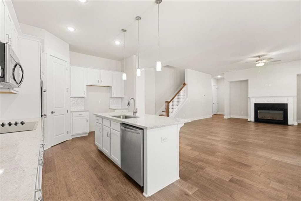 5 bedroom, 4 bathroom single family residence for sale at 12 Overview Court, Jefferson, GA 30549 — photo 10