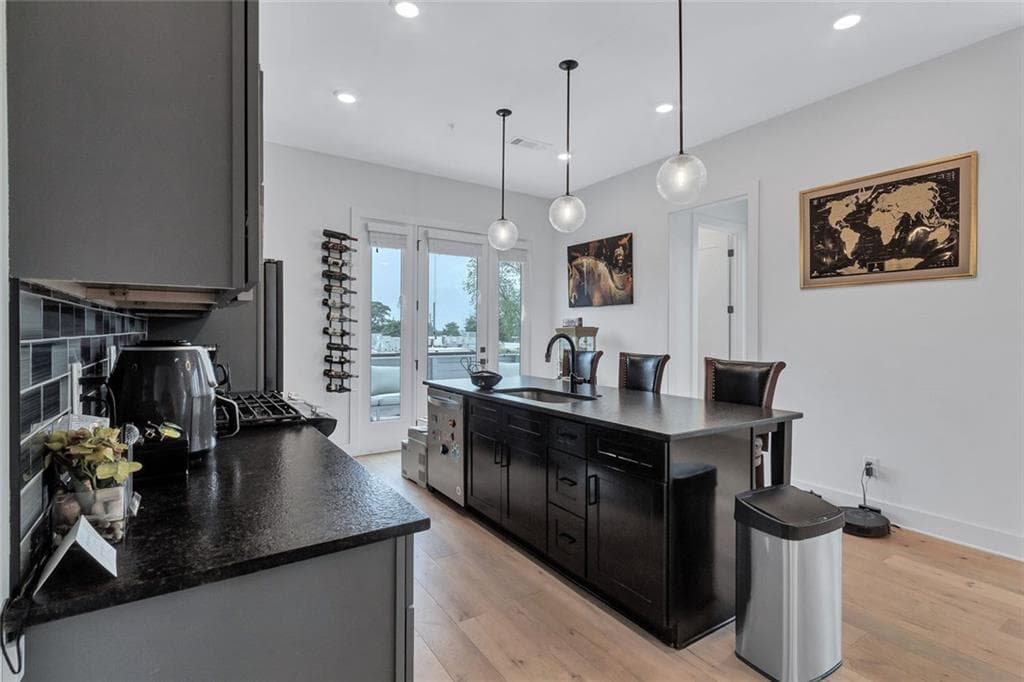 3 bedroom, 4 bathroom, 2,000 sq ft townhouse for sale at 3587 Candler Court, Hapeville, GA 30354 — photo 4