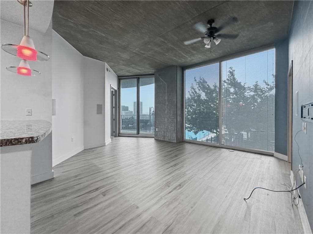 2 bedroom, 2 bathroom, 1,127 sq ft condominium under contract at 400 W Peachtree Street 804, Atlanta, GA 30308