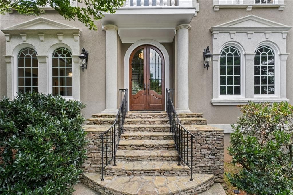 5 bedroom, 8 bathroom, 8,167 sq ft single family residence under contract at 3915 Merriweather Woods, Johns Creek, GA 30022 — photo 5