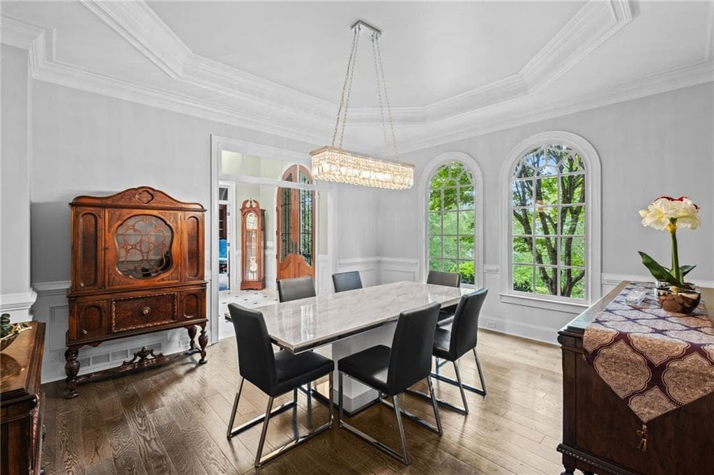 5 bedroom, 8 bathroom, 8,167 sq ft single family residence under contract at 3915 Merriweather Woods, Johns Creek, GA 30022 — photo 9