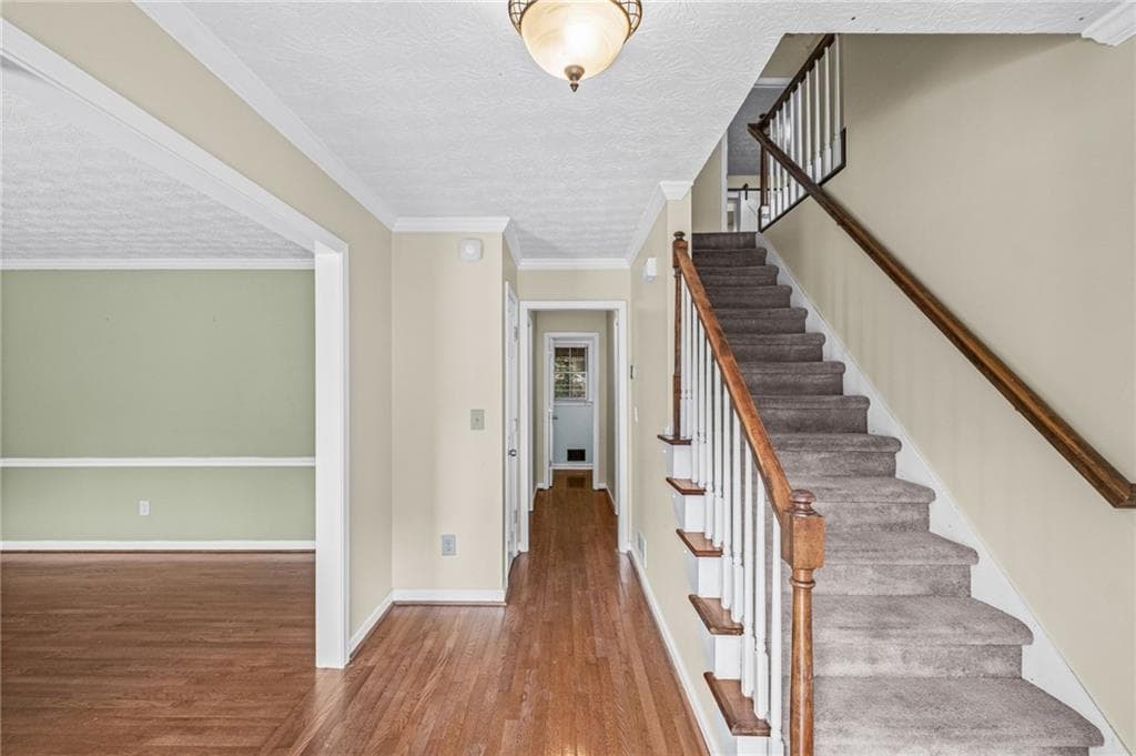 4 bedroom, 4 bathroom, 2,484 sq ft single family residence for sale at 3385 New Heritage Drive, Johns Creek, GA 30022 — photo 8