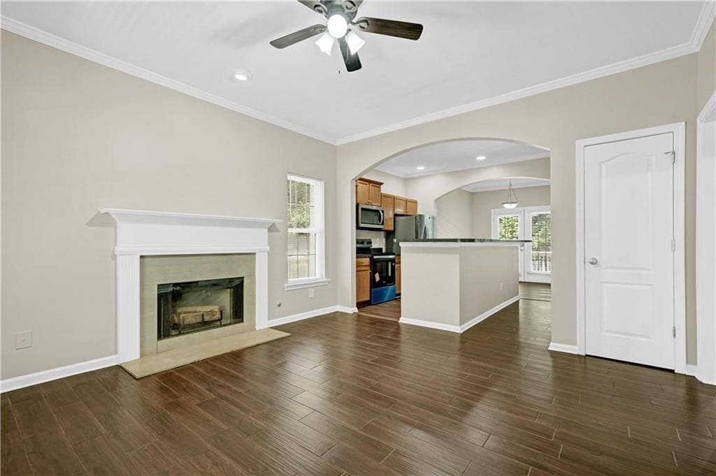 3 bedroom, 2 bathroom, 1,122 sq ft single family residence under contract at 1477 Akridge Street, Atlanta, GA 30314 — photo 2
