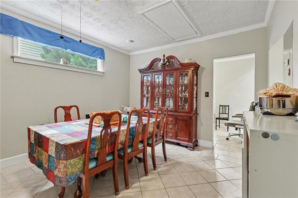 3 bedroom, 2 bathroom, 1,560 sq ft single family residence for sale at 1551 Shenta Oak Drive, Norcross, GA 30093 — photo 7