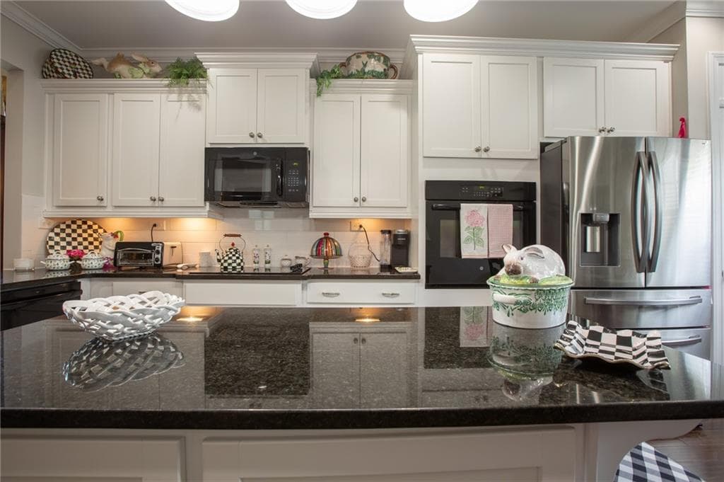 3 bedroom, 2 bathroom, 1,923 sq ft single family residence under contract at 3552 Cresswind Parkway, Gainesville, GA 30504 — photo 6