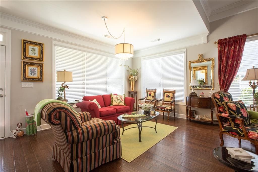 3 bedroom, 2 bathroom, 1,923 sq ft single family residence under contract at 3552 Cresswind Parkway, Gainesville, GA 30504 — photo 9