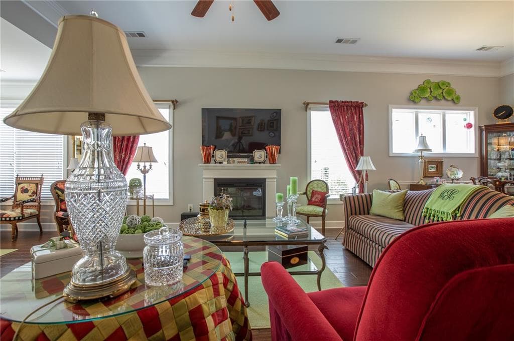 3 bedroom, 2 bathroom, 1,923 sq ft single family residence under contract at 3552 Cresswind Parkway, Gainesville, GA 30504 — photo 10