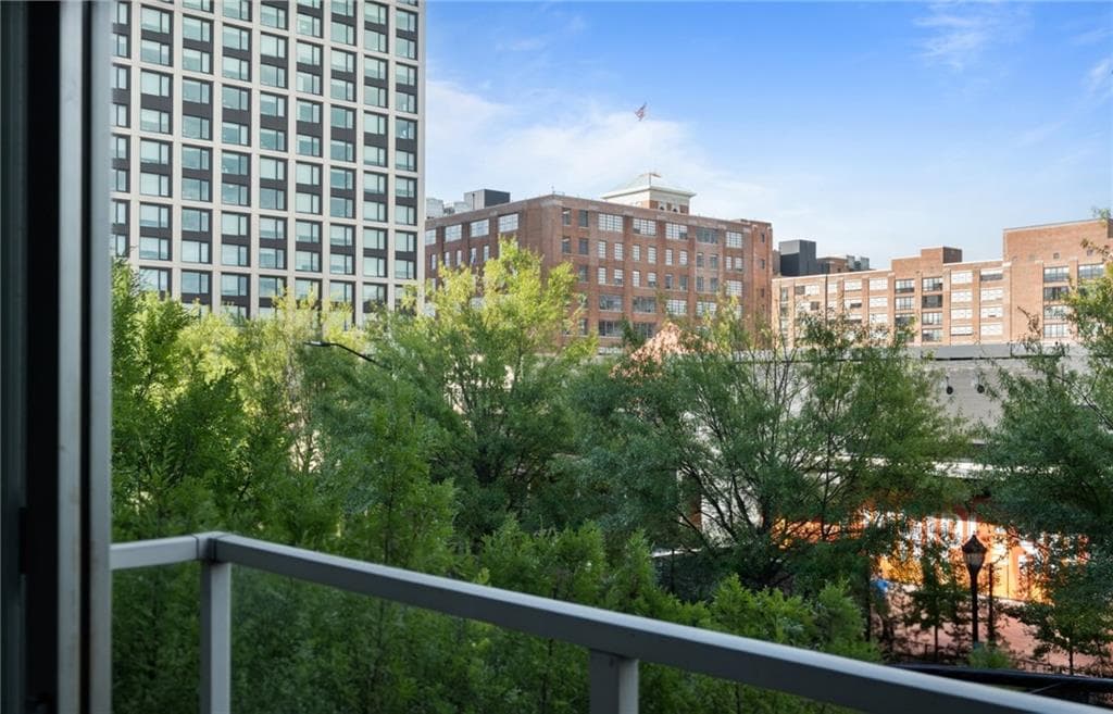 1 bedroom, 1 bathroom, 746 sq ft condominium for sale at 620 Glen Iris Drive 210, Atlanta, GA 30308