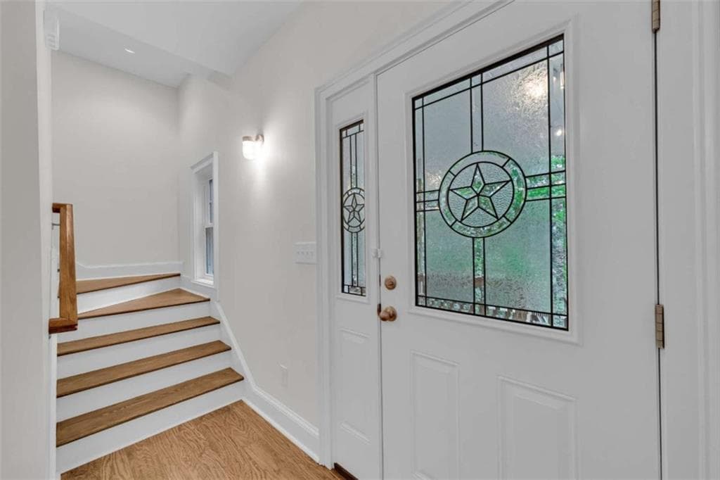 3 bedroom, 3 bathroom, 2,812 sq ft single family residence for sale at 27 Classic Drive, Hartwell, GA 30643 — photo 5
