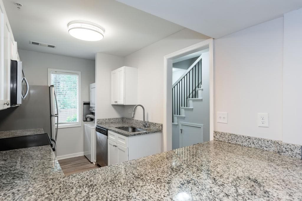 2 bedroom, 2 bathroom, 1,070 sq ft townhouse for sale at 3241 Turner Street 2, East Point, GA 30344 — photo 10