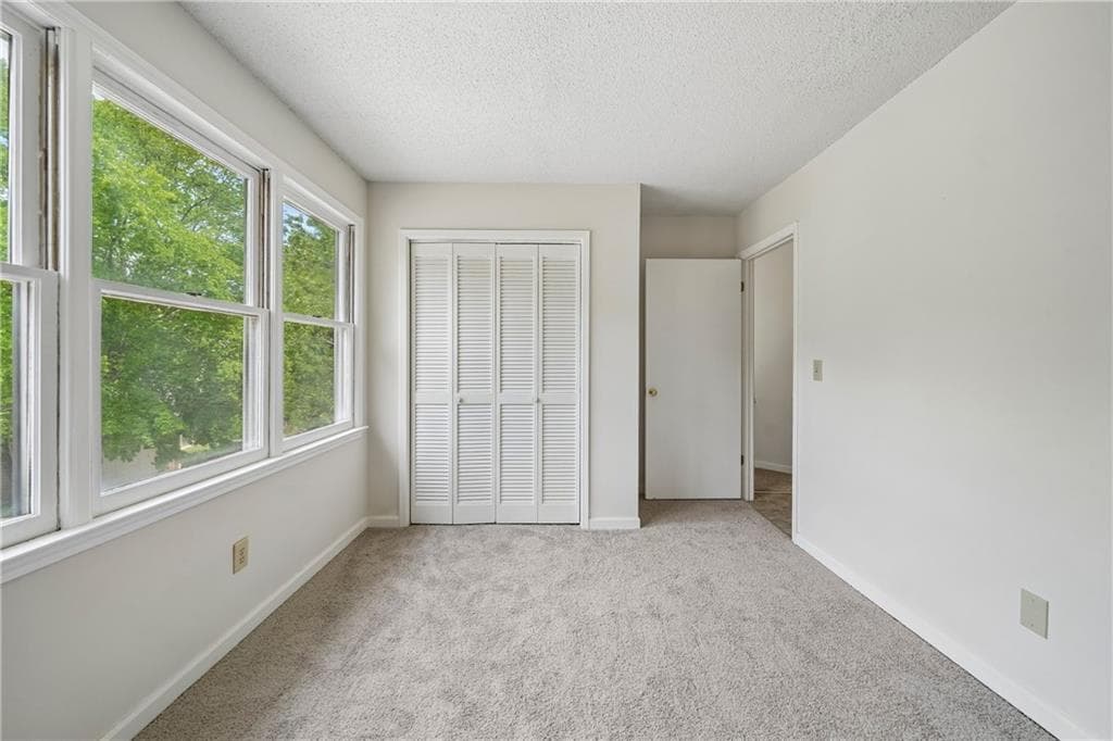 3 bedroom, 3 bathroom, 2,046 sq ft condominium under contract at 19 Belmonte Court, Atlanta, GA 30311 — photo 10