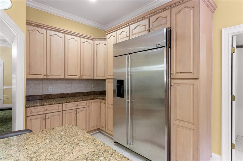 5 bedroom, 7 bathroom single family residence for rent at 680 W Paces Ferry Road, Atlanta, GA 30327 for $8,000 a month — photo 10