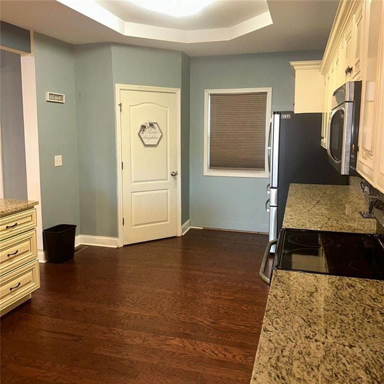 3 bedroom, 3 bathroom, 2,048 sq ft single family residence for rent at 713 Mcwilliams Road, Atlanta, GA 30315 for $2,800 a month — photo 10