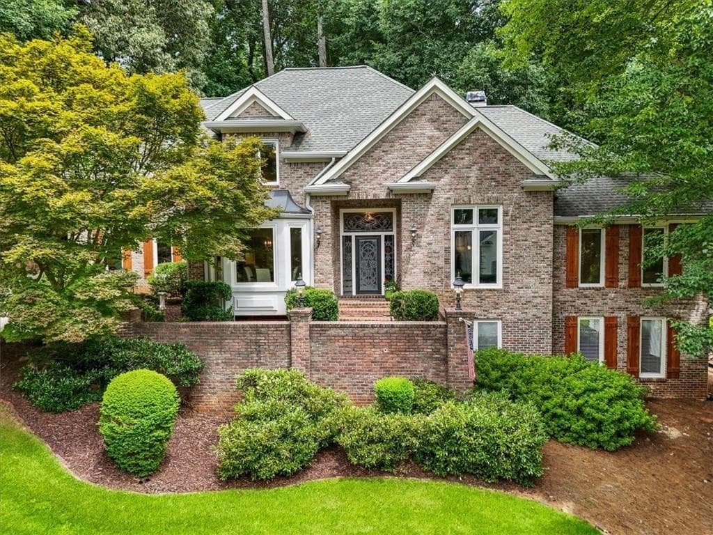 4 bedroom, 5 bathroom, 6,152 sq ft single family residence for sale at 2919 Mountain Trace, Roswell, GA 30075