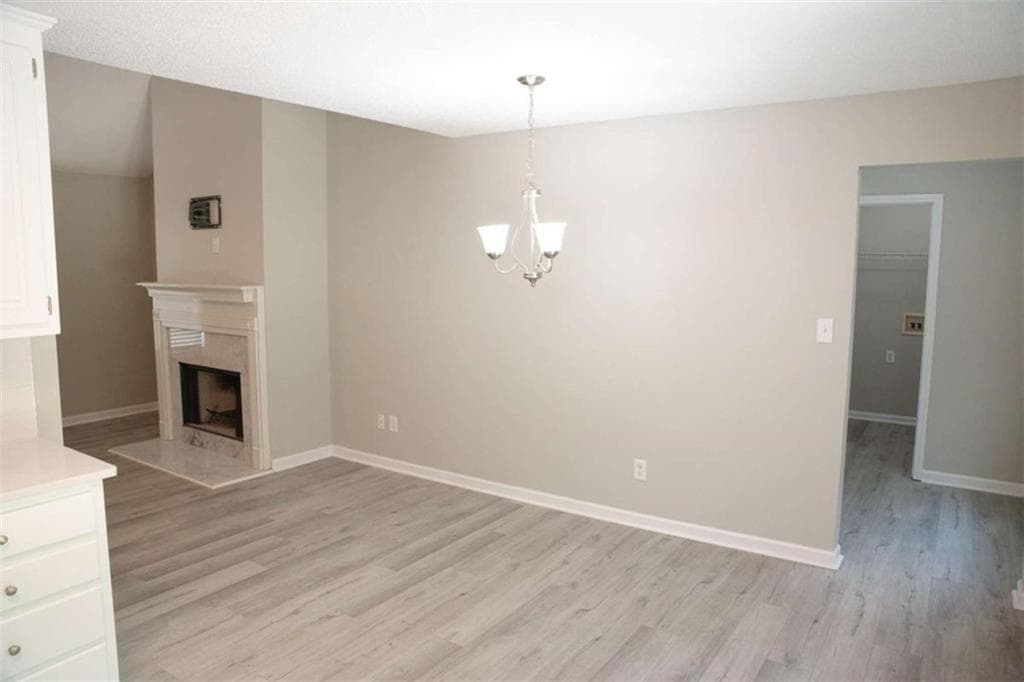 3 bedroom, 2 bathroom, 1,311 sq ft single family residence under contract at 1215 Browns Country Lane, Locust Grove, GA 30248 — photo 5