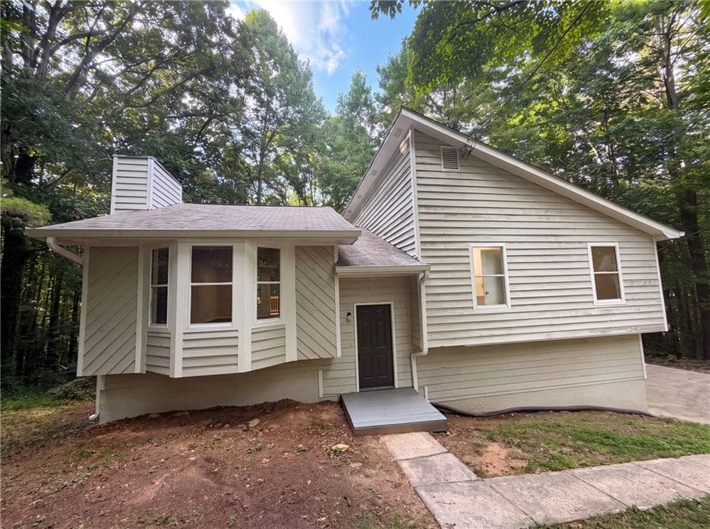 3 bedroom, 2 bathroom, 2,020 sq ft single family residence for sale at 4117 Twig Court, Douglasville, GA 30135 — photo 1 of 16